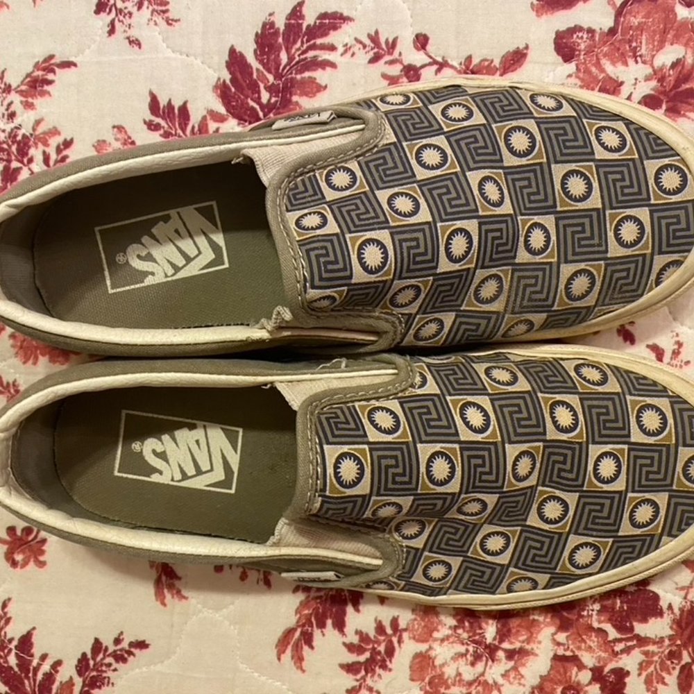 Boys Van's